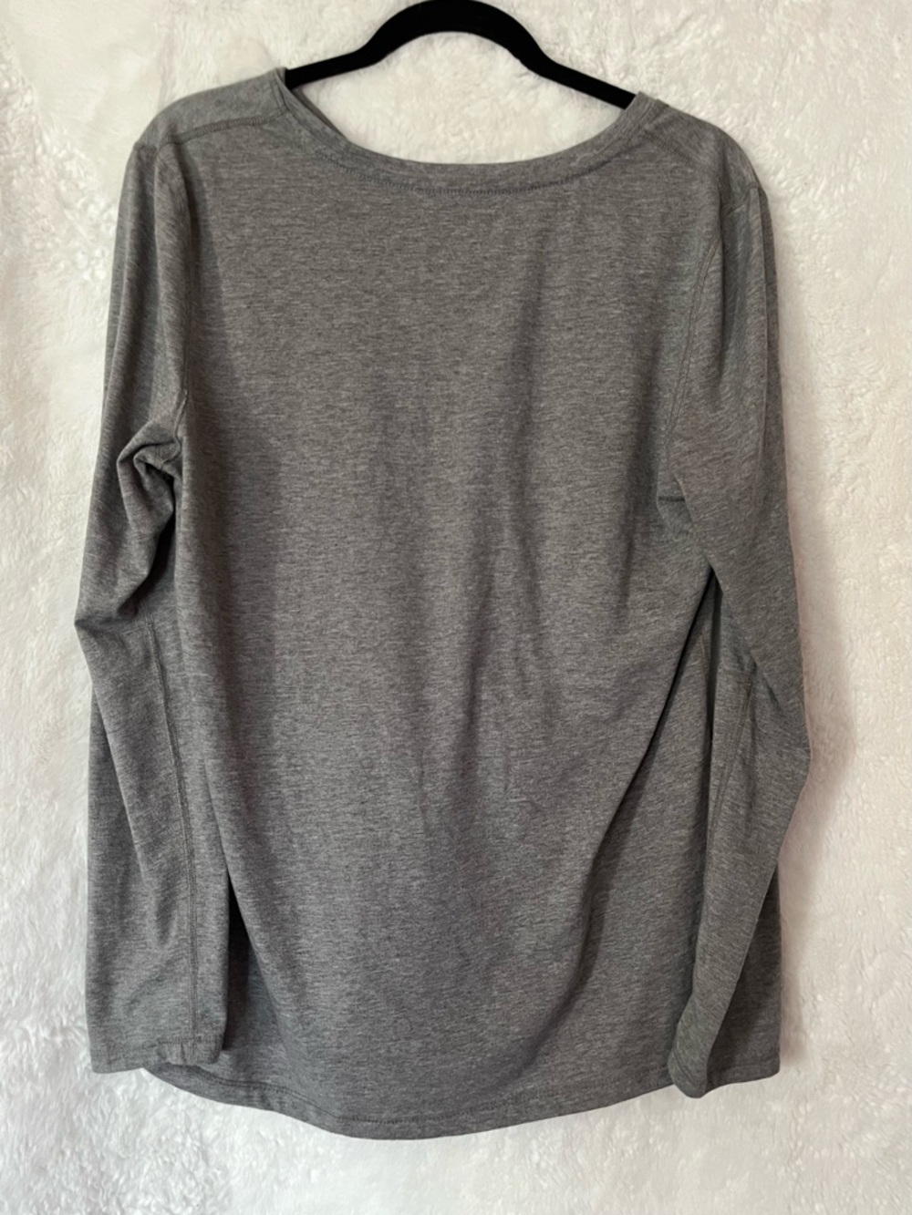 Danskin Now Gray V-Neck Long Sleeve Tee - Picture 2 of 2